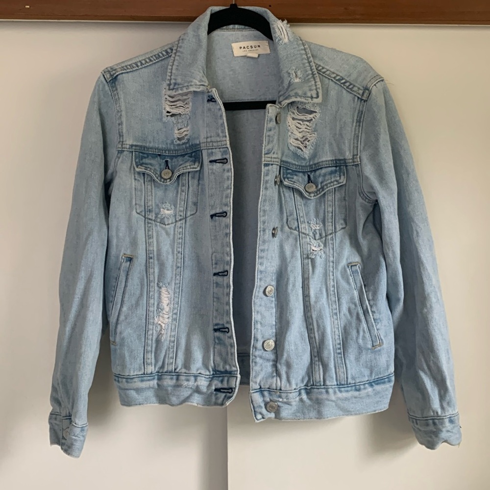 PACSUN Los Angeles Light Wash Distressed Denim Jacket Size Small